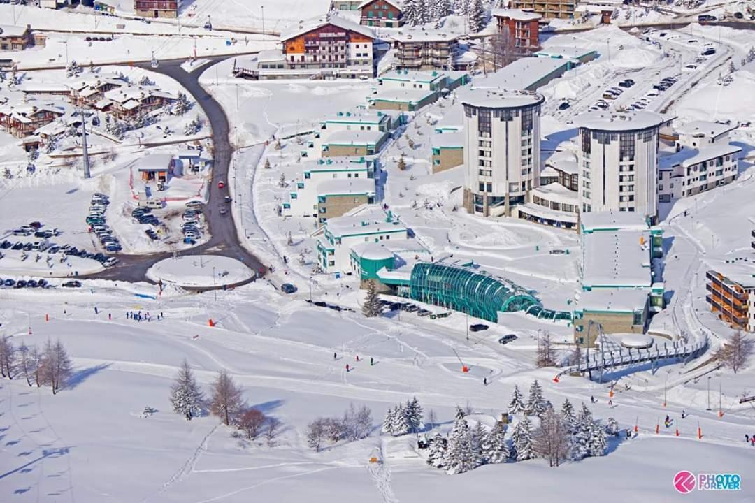 46 VALE C'E' AL VILLAGGIO OLIMPICO di SESTRIERE Colle Sestriere Exterior foto
